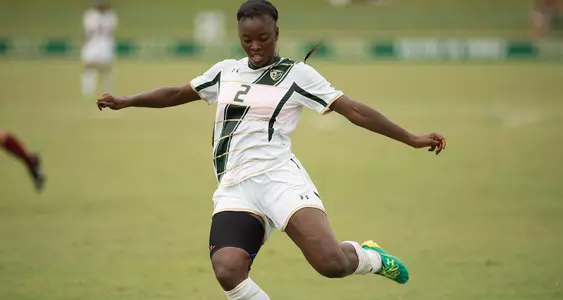 Seniors, Rookies Shine in Season Opening Shutout