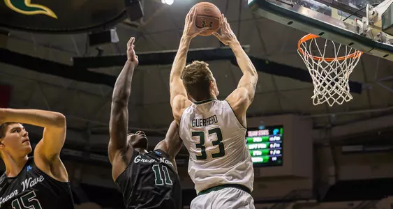 Three Bulls Tally Double Figures in Defeat