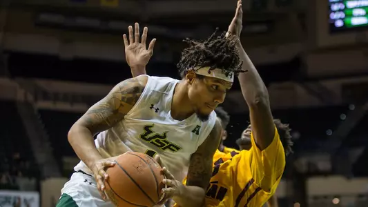 Isaiah Manderson