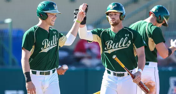 Bulls Complete Four-Game Sweep of Redhawks