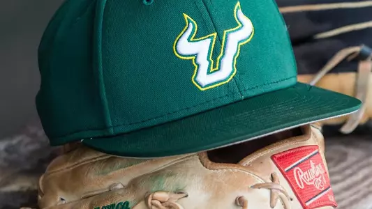 Hat and Glove (A.Tulane.18.TP)