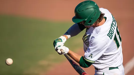 Brtucher_closeup swing_FGCU21