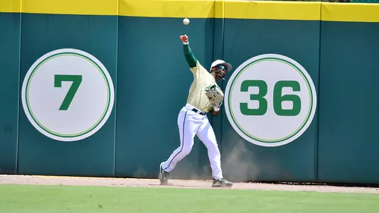 Jarrett Eaton CF throw_UCF 2021