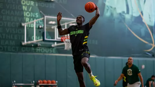 South Florida Bulls during men's basketball practice on September 26, 2022. (Mary Holt/South Florida Athletics)