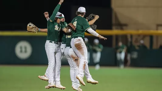 Bulls win green unis 220226 MBA v STON