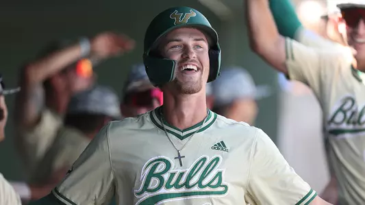 Brutcher in dugout 2 HR game vs. Brown