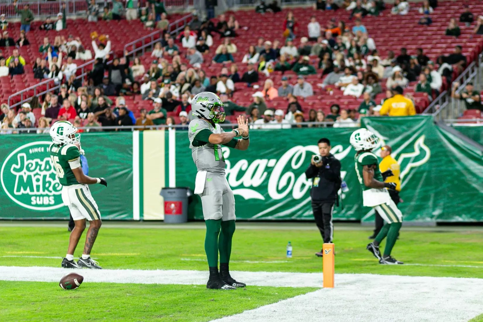 South Florida Bulls during a football game against the University of North Carolina at Charlotte 49ers on November 25, 2023. (Joeyannie Etienne/South Florida Football)