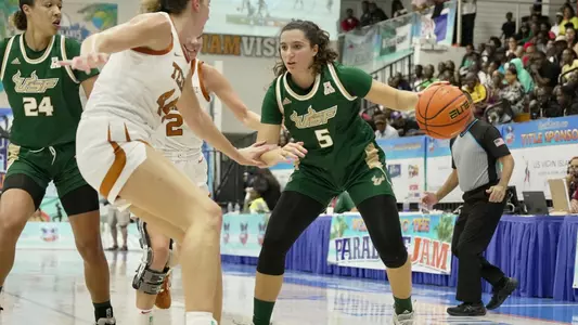 Bulls Lose To Longhorns In Paradise Jam Finale Image
