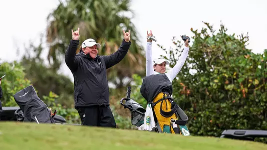 South Florida Bulls during a Women's golf tournament at the FAU Paradise Invitational on February 5, 2024. (Stephen Galvin/South Florida Golf)