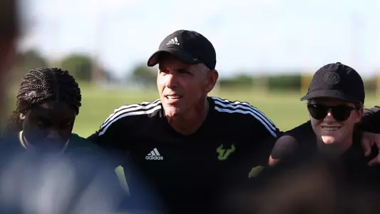 HeadCoachChrisBrownHuddle