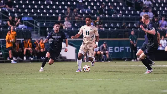 Bulls Begin AAC Play Against FIU On Friday Night Image