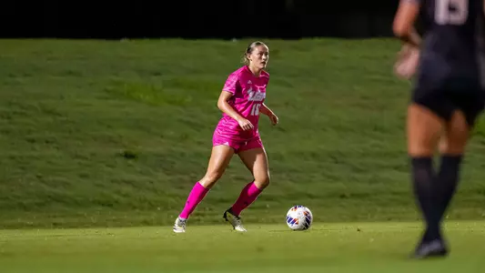 Women's Soccer Regan Kelly pink game 2024