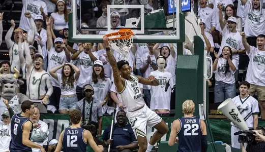 Nelson Dunk + Crowd Reaction