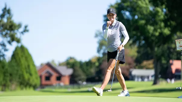 Holly McLean on the green