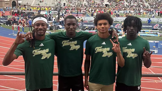T&F M 4x200m