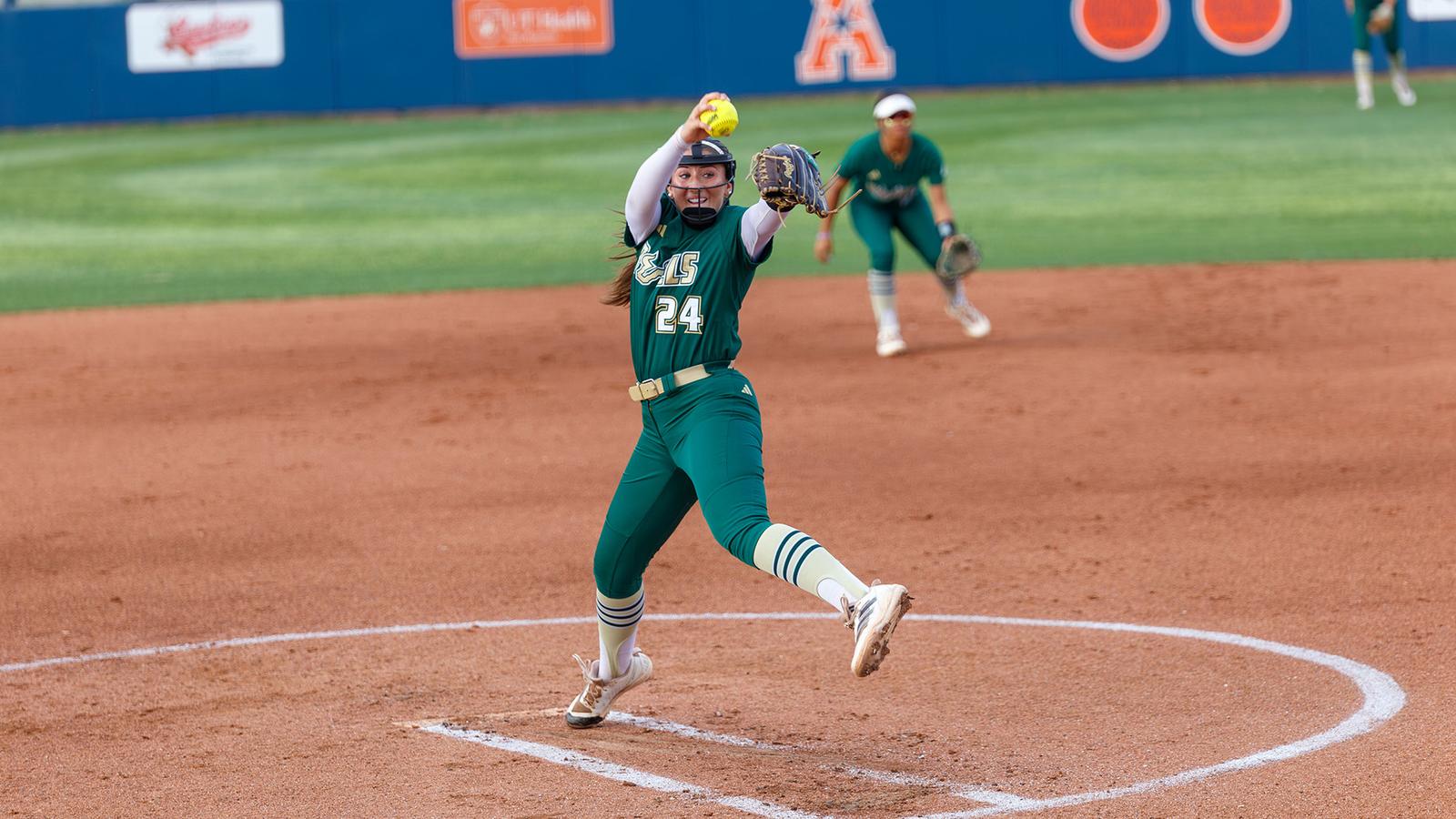 USF Softball’s Anne Long Recognized as American Conference Pitcher of the Week