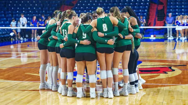Prematch huddle for volleyball at Tulsa