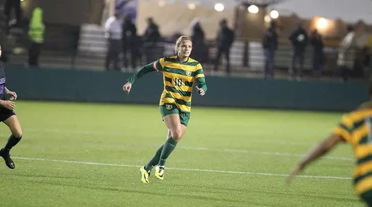 Halle Bissin at Portland 2015