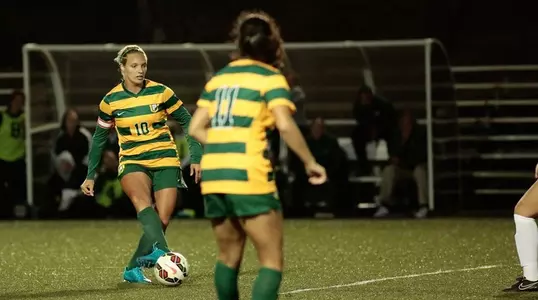 Halle Bissin vs. Cal Poly 2015