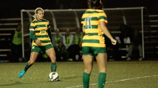 Halle Bissin vs. Cal Poly 2015