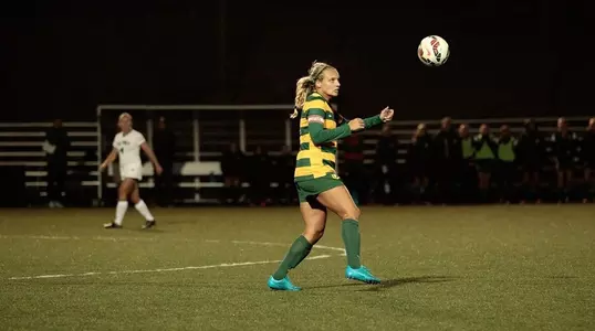 Halle Bissin vs. Cal Poly 2015