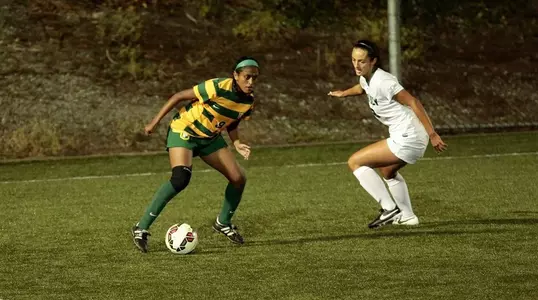 Rochelle Weerackoon vs. Cal Poly 2015