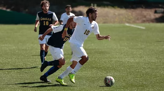 Davi Ramos Action vs. La Salle 2015