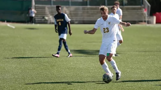 Aaron Lombardi Action vs. La Salle 2015