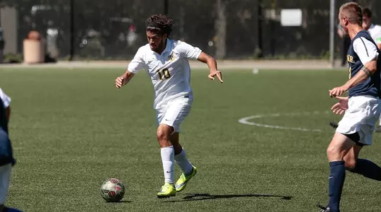 Davi Ramos Action vs. La Salle 2015