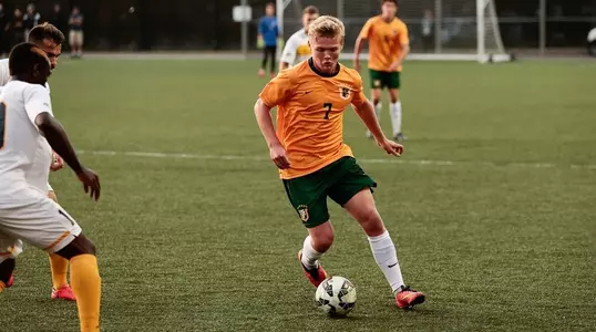 Bryce Kaminski Action vs. Canisius 2015