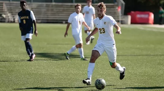 Aaron Lombardi Action vs. La Salle 2015