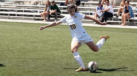 Amanda Whittle Action vs. Hawaii 2015