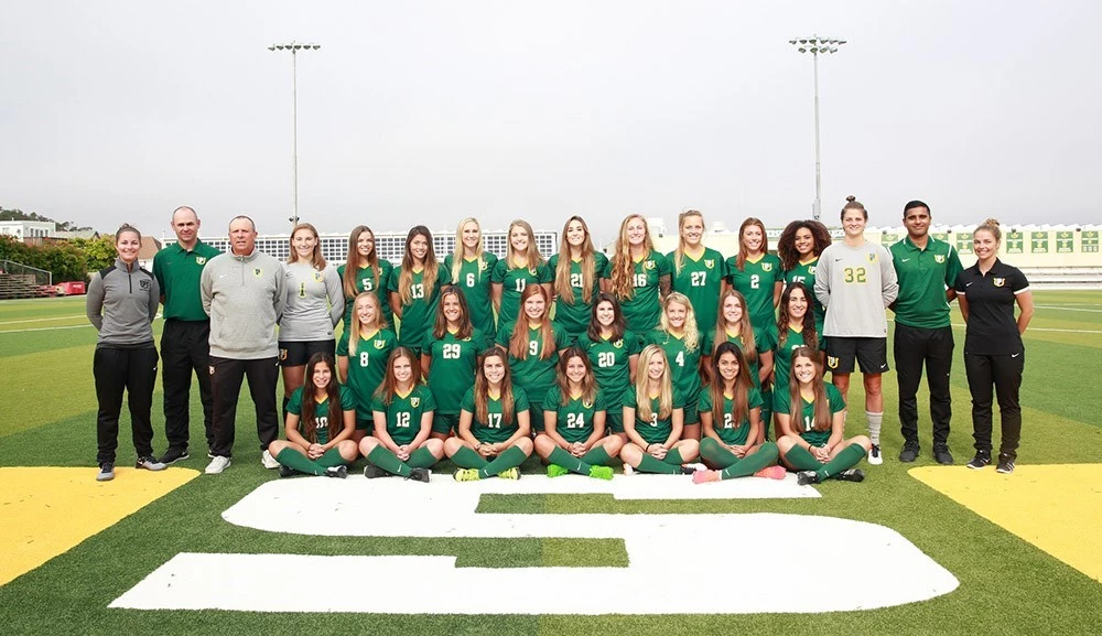 Women's Soccer 2016 Team Photo