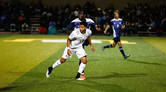 Kevin De La Torre vs. UC Davis 2016