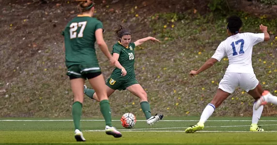 Amanda Whittle vs. UC Riverside 2016.jpg