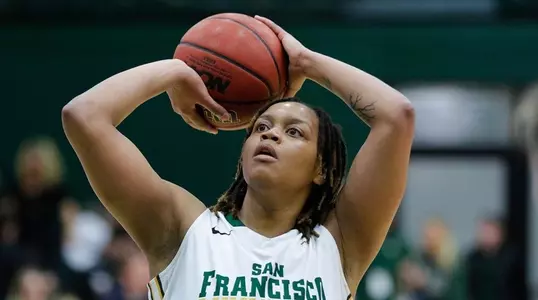 Claudia Price vs. Gonzaga 2016-17_Christina Leung