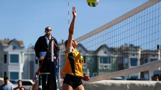 Carly Lowry vs. Pacific 2017