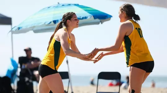 Emily Reed & Carly Lowry vs. Pacific 2017