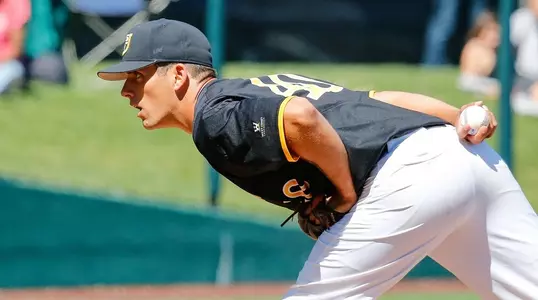 Brenden Jenkins vs. Pacific 2017_Christina Leung