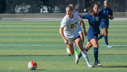2016 Sept 18 vs UC Davis Sonja Giraud 1920 x 1280