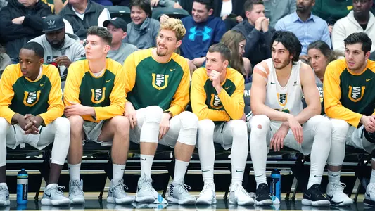USF-Dons-Mens-Basketball-Bench-vs-Gonzaga