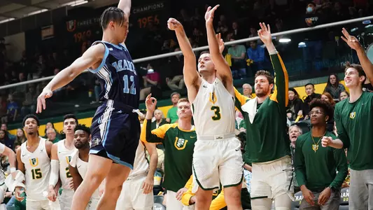 Michael-Orlich-USF-Dons-Mens-Basketball-shooting-vs-Sonoma-State