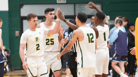 USF-Dons-Mens-Basketball-celebrate