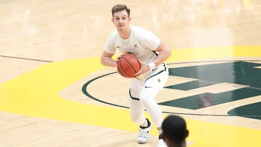 Frankie-Ferrari-USF-Dons-Men's-Basketball-passing