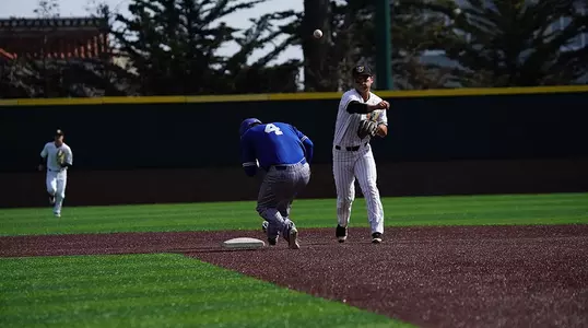 usf-dons-baseball-fall-in-final-weekend-game