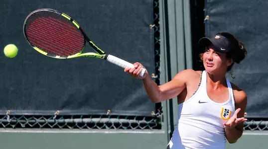 Margarita Treyes USF women's tennis