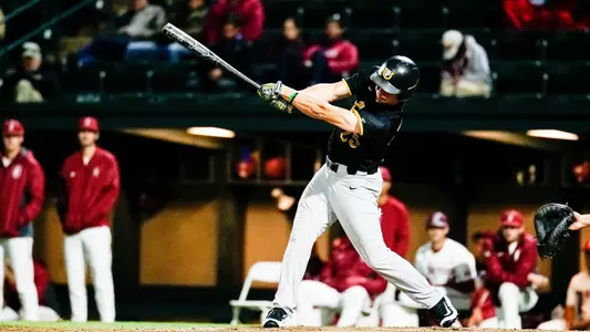 rileyhelland-swinging