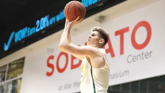 Remu-Raitanen-USF-Dons-Mens-Basketball-jumpshot