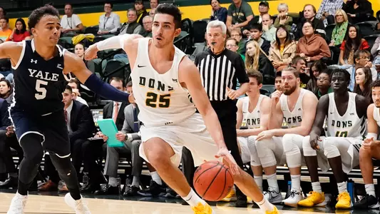 Jordan Ratinho scores his 1000 career point