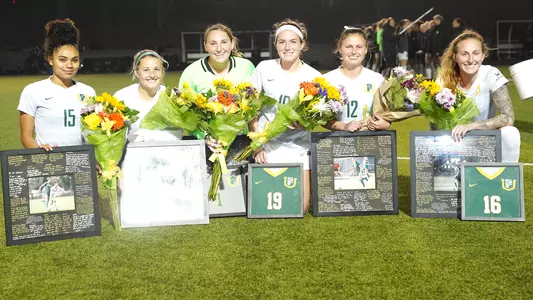 2019 Women's Soccer Seniors on Senior Night